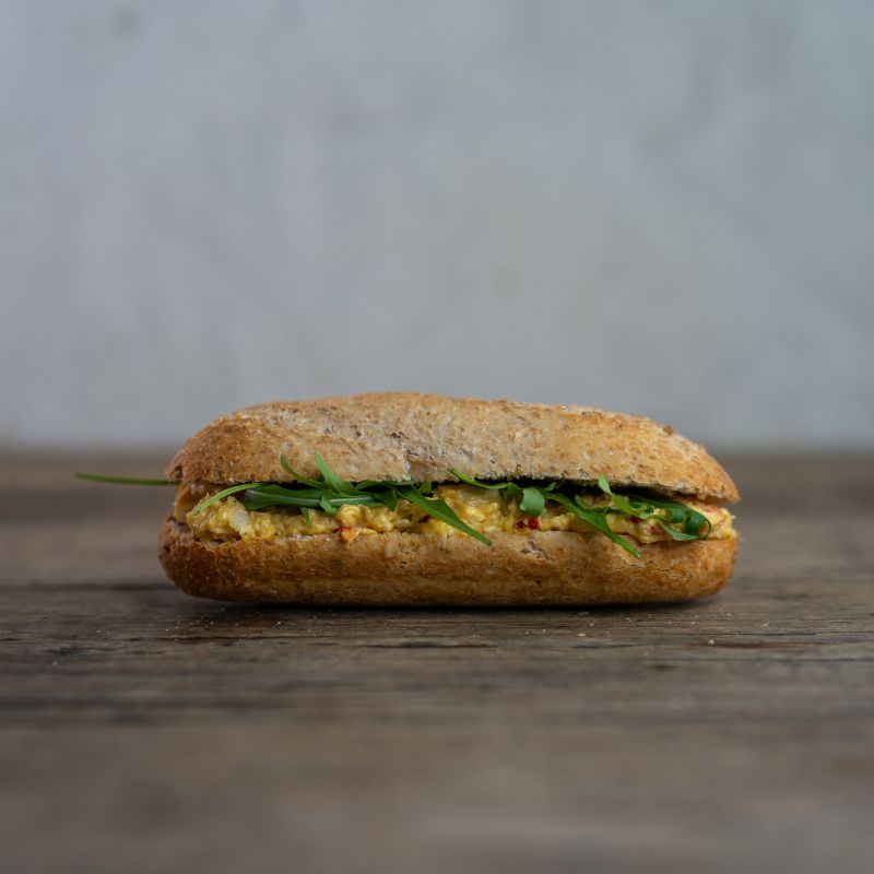 Broodje kip andalouse salade